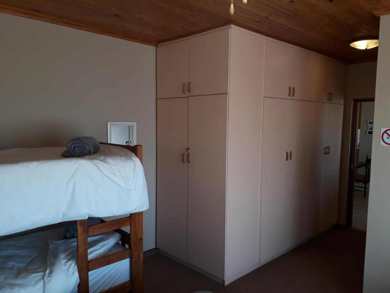 Starfish Guesthouse Luderitz Bagian luar foto