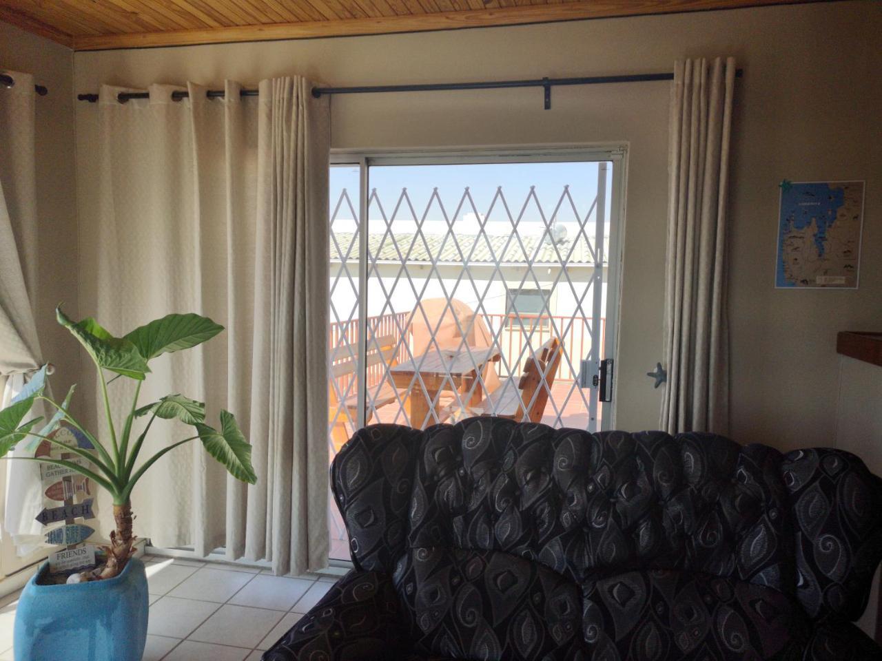 Starfish Guesthouse Luderitz Bagian luar foto