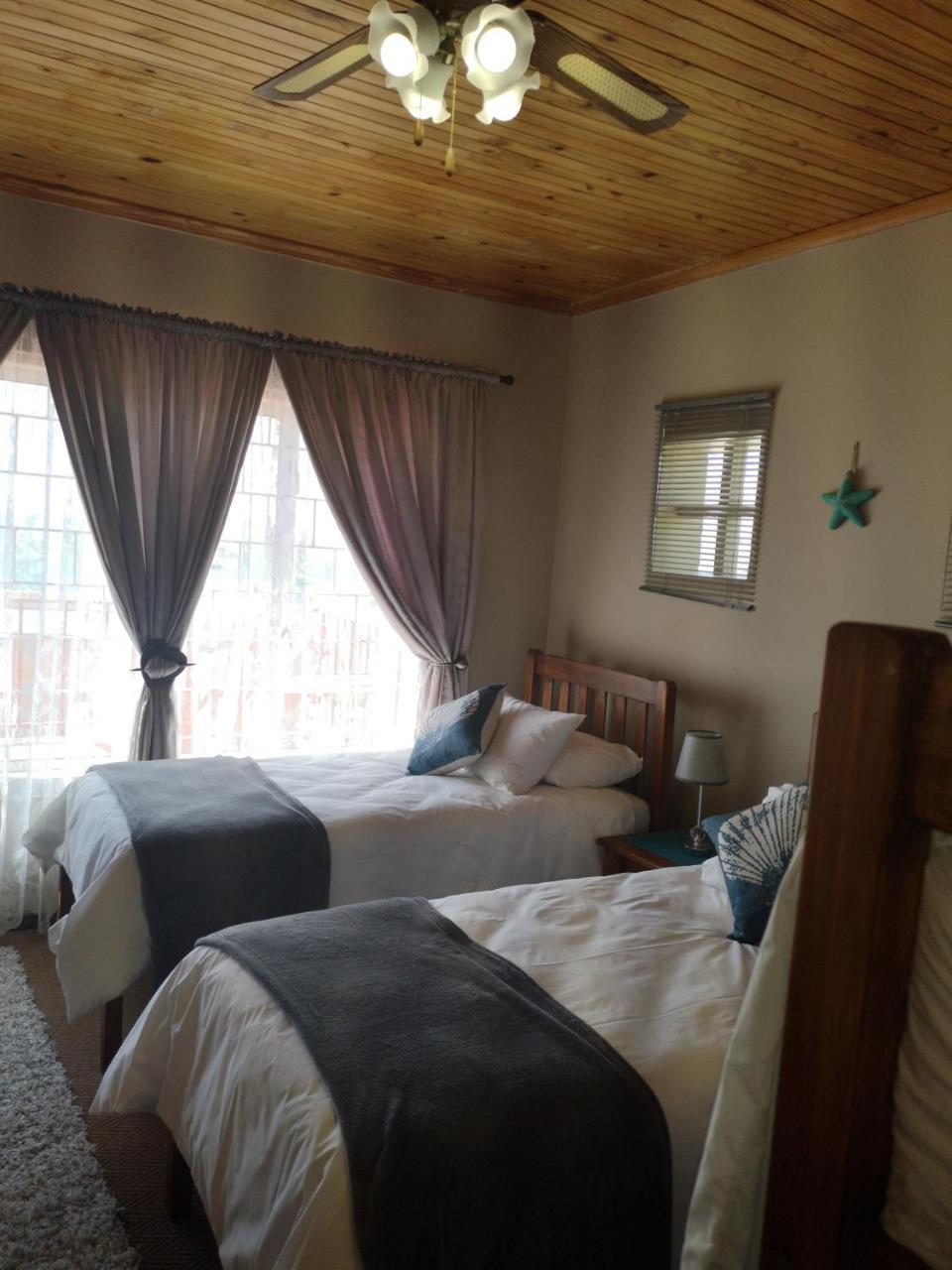 Starfish Guesthouse Luderitz Bagian luar foto