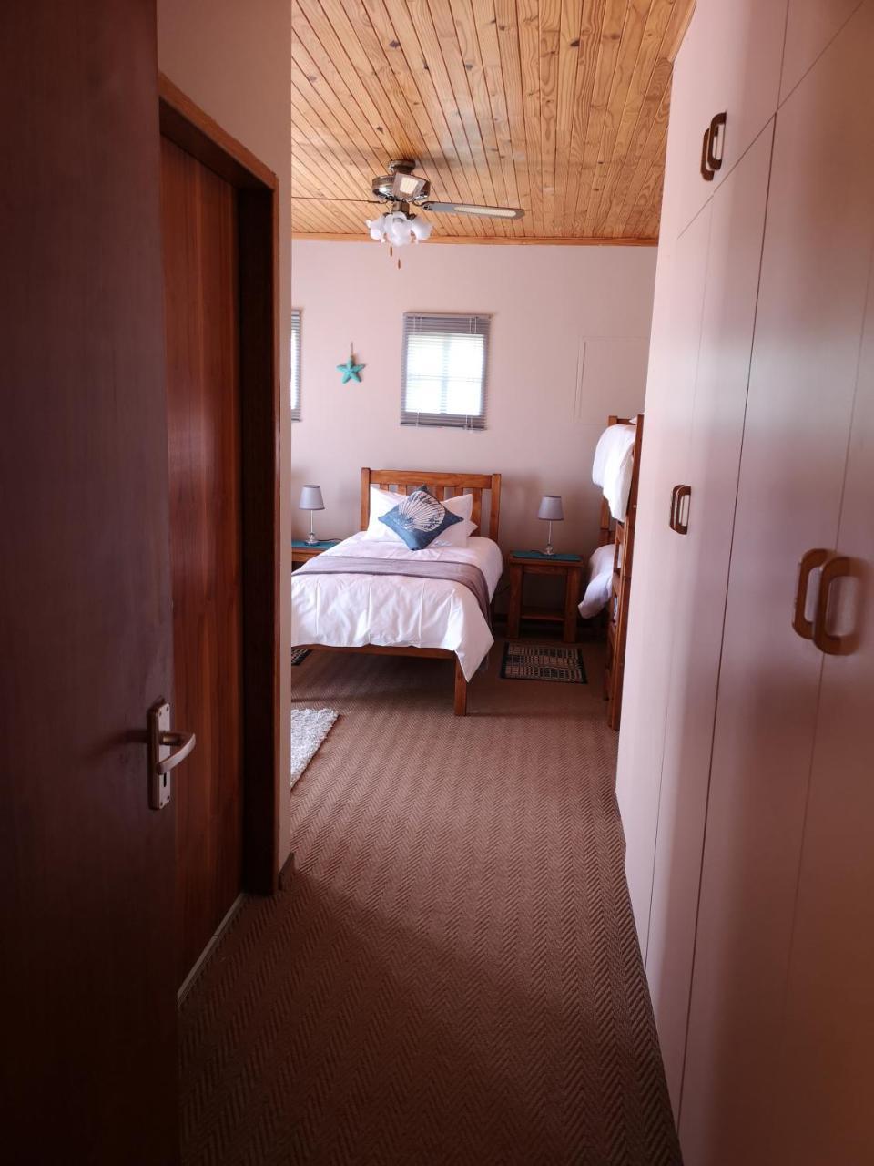 Starfish Guesthouse Luderitz Bagian luar foto
