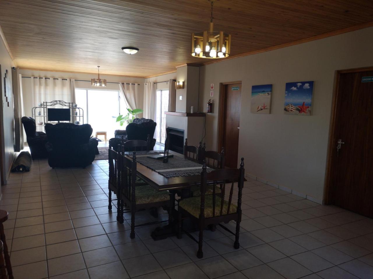 Starfish Guesthouse Luderitz Bagian luar foto